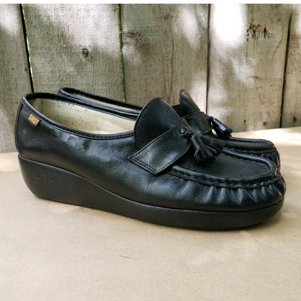 SAS Leather Tassle Slip On Comfort Loafers Sz 7.5